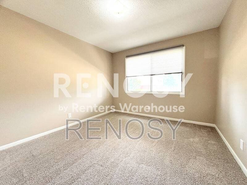Urbandale Condo: 4211 65th St
