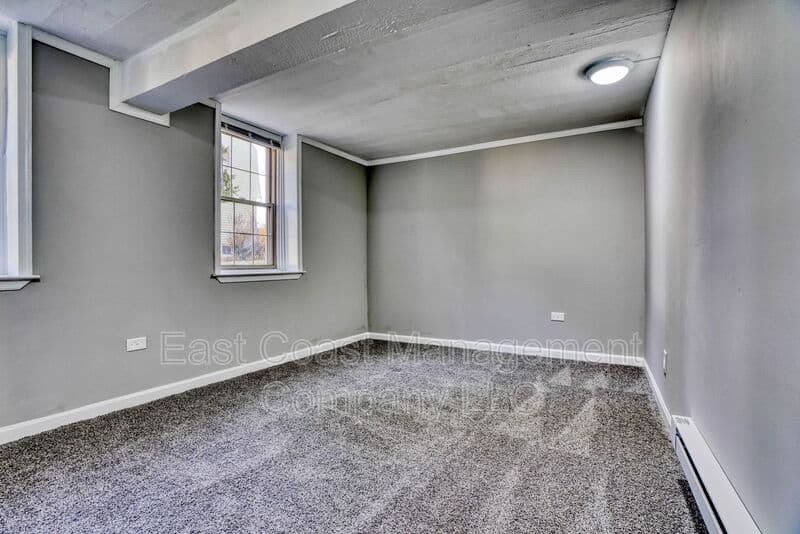 Parkville Condo: 2110 Taylor Ave