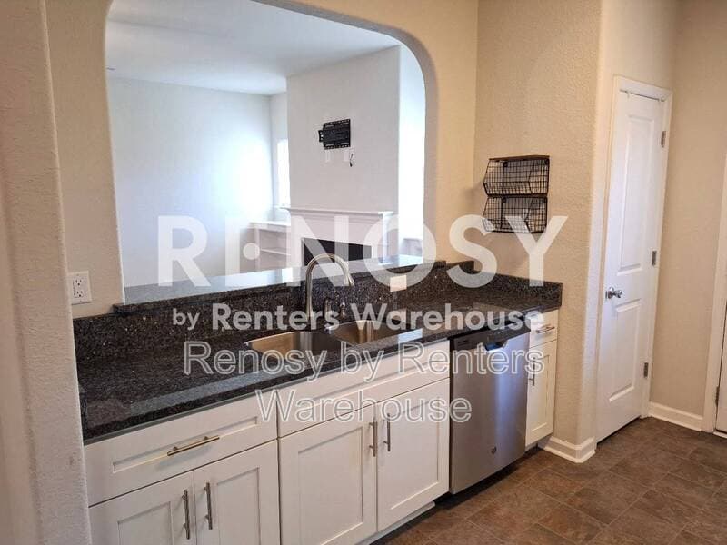 Chesapeake House: 1809 Speedy Avenue