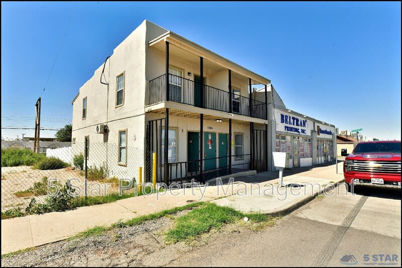 El Paso Condo: 6806 Alameda Ave
