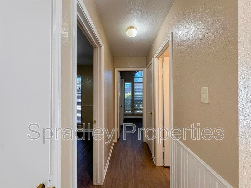 Temple House: 4612 Stone Pointe Dr