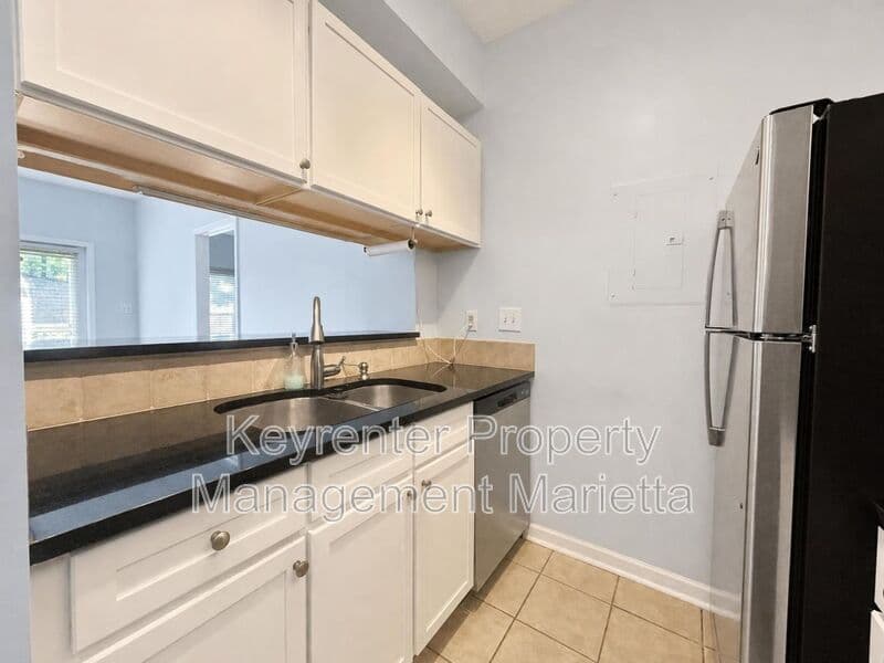 Atlanta House: 1250 Parkwood Cir. SE
