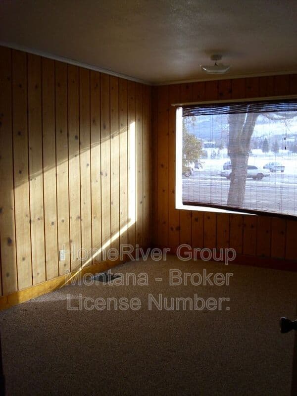 Missoula House: 110 South Ave E