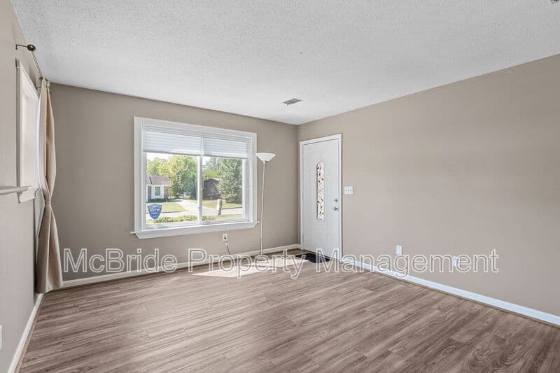 Augusta House: 3615 Goldfinch Drive