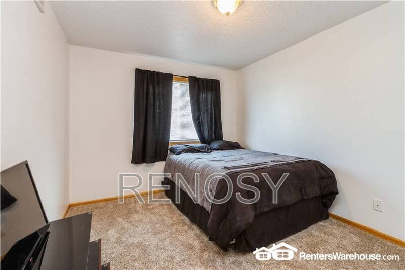 Des Moines Townhome: 3701 Brook Ridge Ct