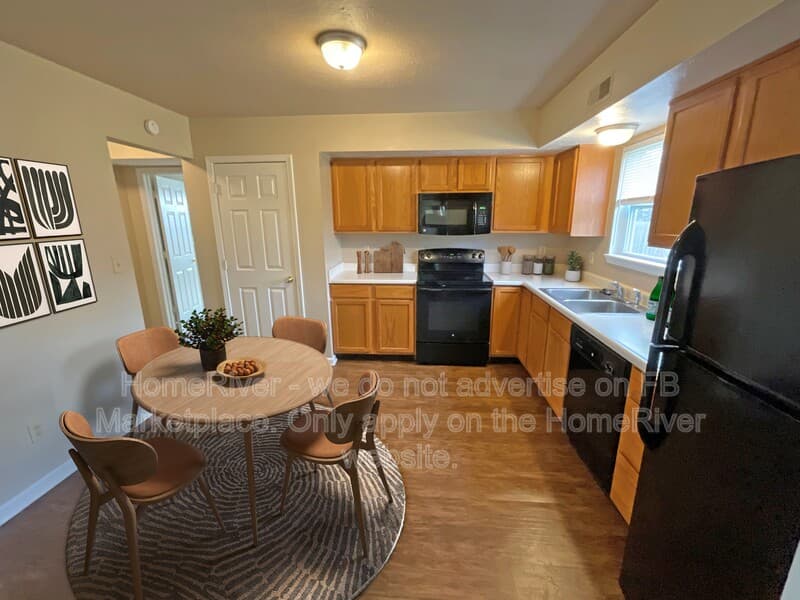 Indianapolis House: 11738 Brocken Way