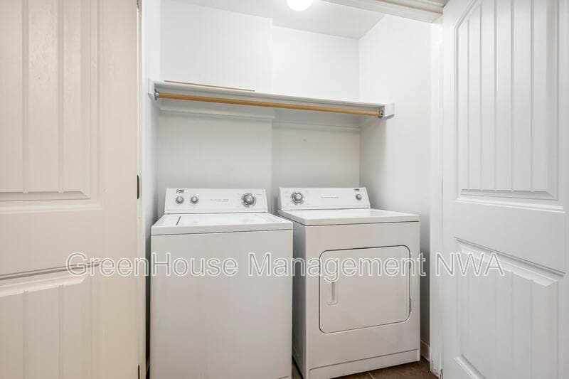 Springdale Condo: 2210 Karrington Rdg