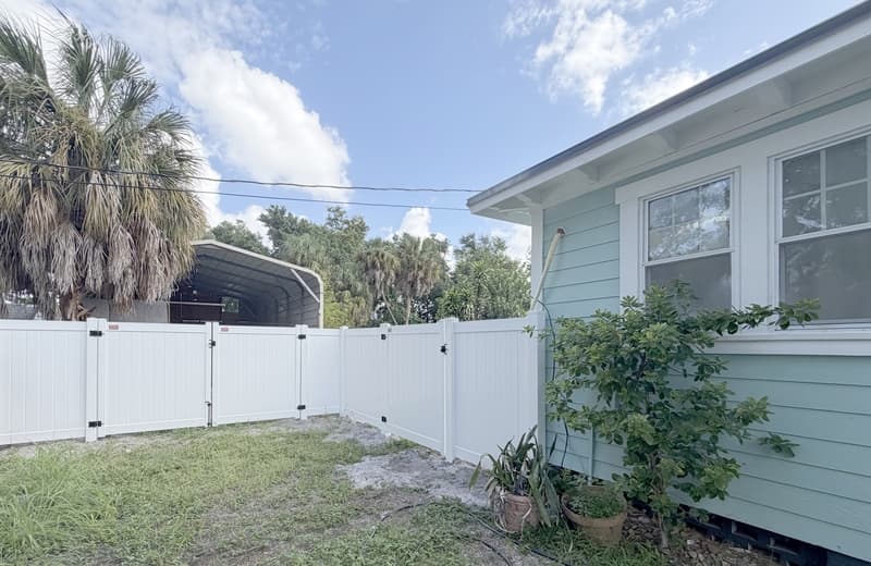 Bradenton House: 1812 12th Avenue West