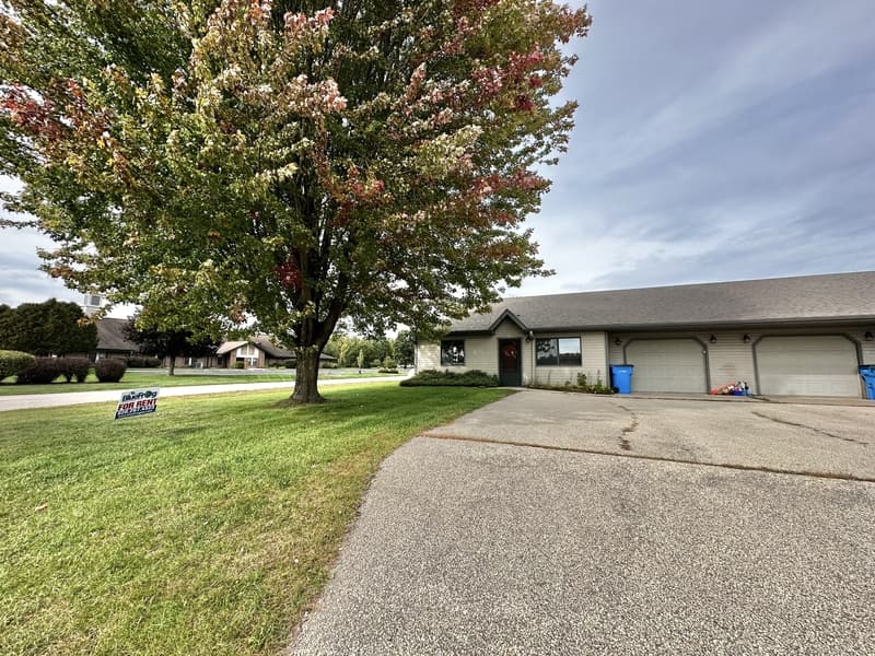 Gresham Condo: 1160 Schabow Street
