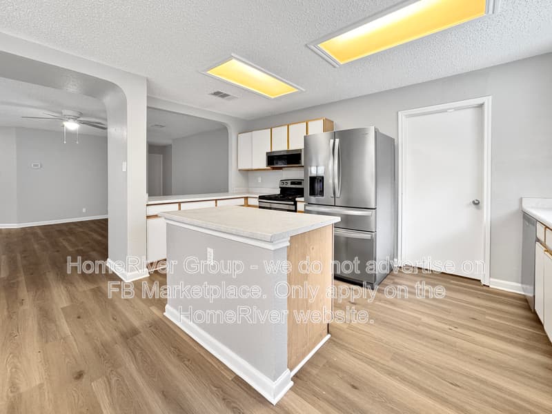 San Antonio House: 12523 Rio Paloma