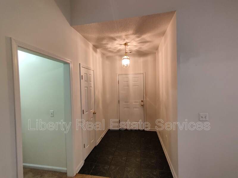 Hinesville House: 801 Hopeton Ct