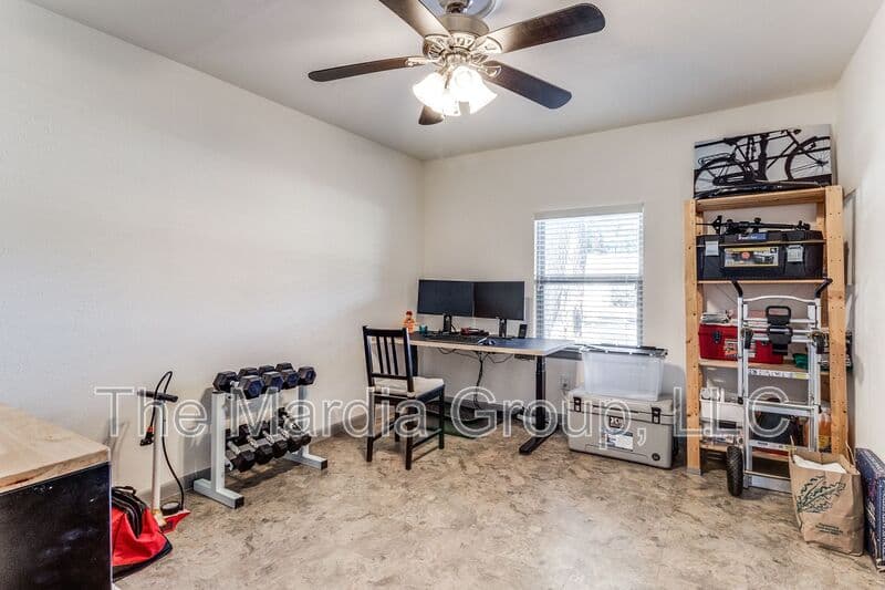 Dallas House: 10312 Sylvia Dr.
