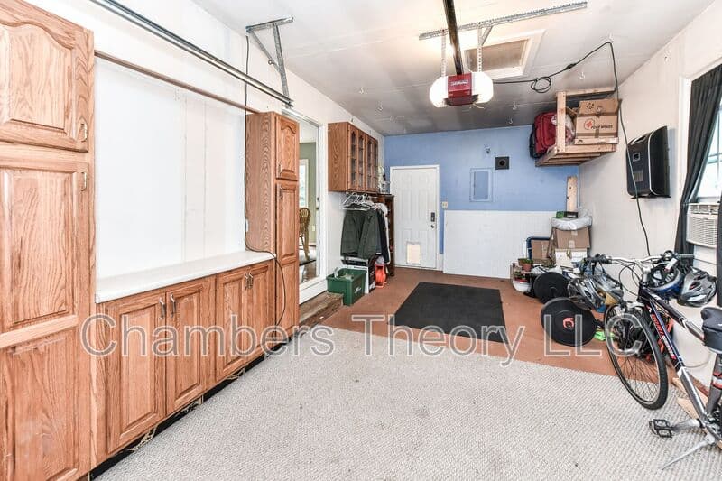 Herndon House: 1350 Shallow Ford Rd