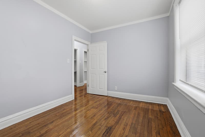 Chicago Condo: 7816 South Cornell Avenue - 7826-#1