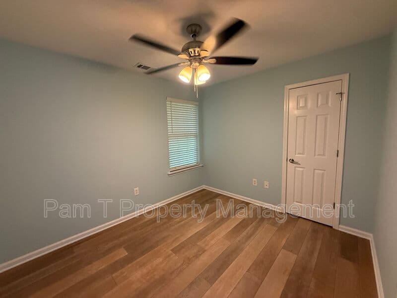 Savannah House: 2311 Tennessee Ave