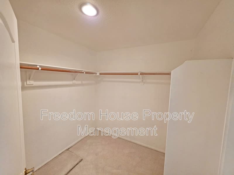 Pahrump House: 2060 River Plate Drive