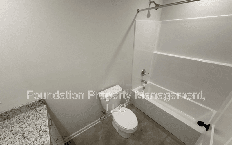 West Memphis House: 2510 SL Henry Street