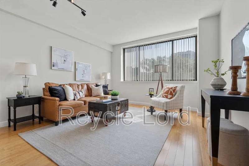Cambridge Condo: 169 Monsignor O'Brien Highway
