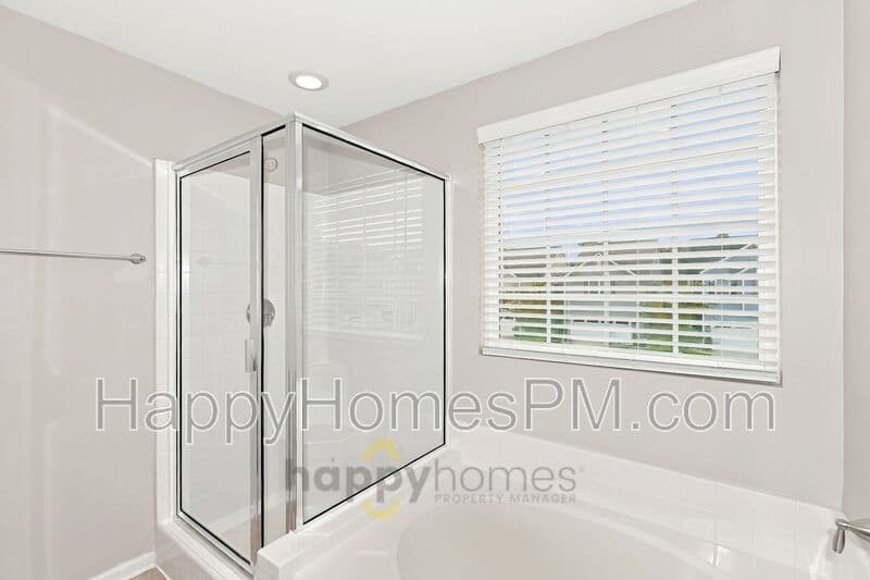 Summerville House: 9013 Cat Tail Pond Road