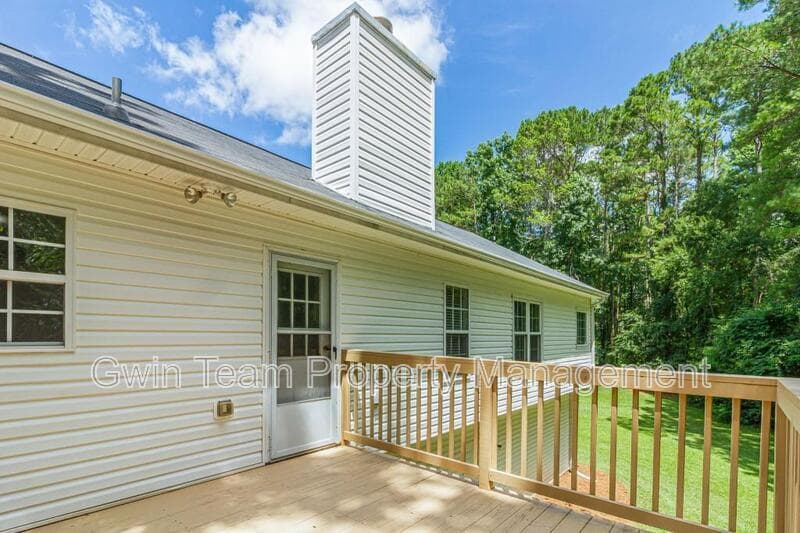 Monroe House: 4025 Hemingway Dr