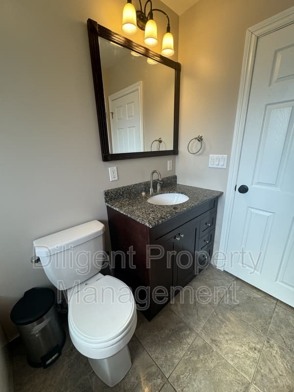 Peterborough House: 1209 Trentway Vista