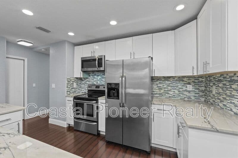 Tampa House: 1520 S Church Ave