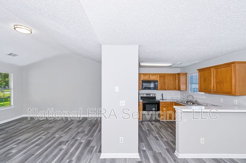 Rex House: 3338 Waggoner Way
