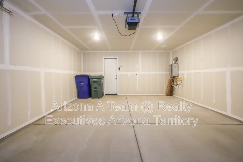 Tucson House: 9122 East Red Bluff Court