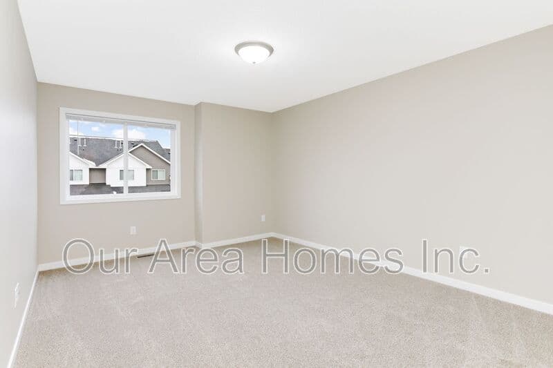 Otsego House: 6138 Manchester Ave NE