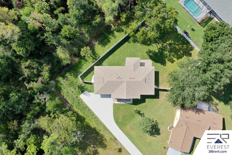 Palm Coast House: 12 Walt Place