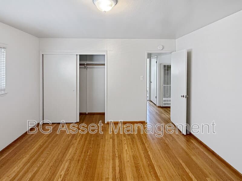 Richmond Condo: 121 Eddy Street