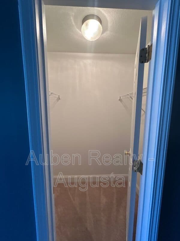 Augusta House: 2078 Reserve Lane