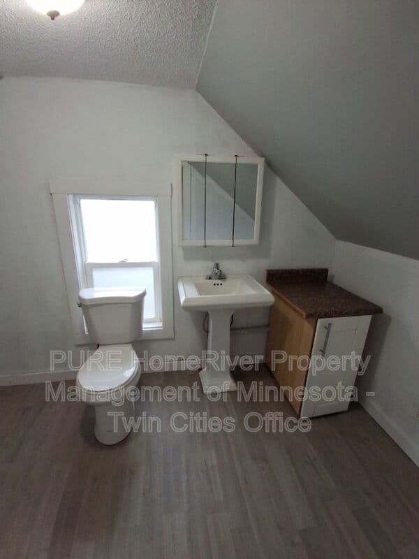 Saint Paul Condo: 1972 Minnehaha Ave E