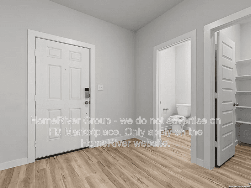Seguin House: 2540 Solon Ln