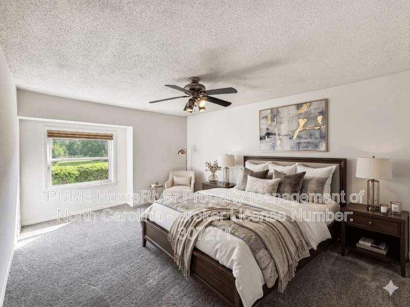 Charlotte House: 9123 Spyglass Pl
