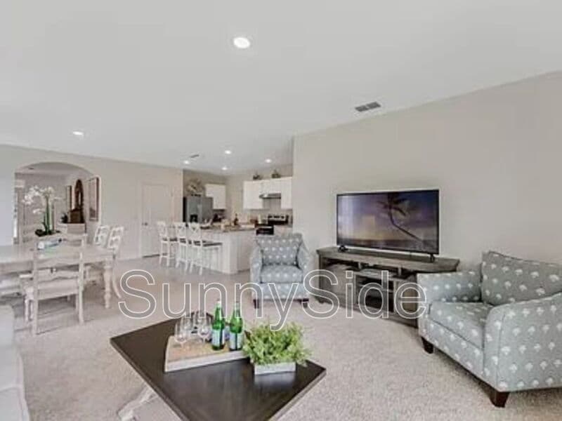 Davenport House: 763 Chinoy Road