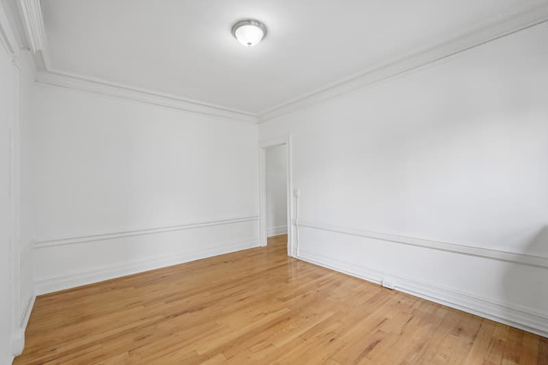 East Orange Condo: 120 S Harrison St - Apt - 27