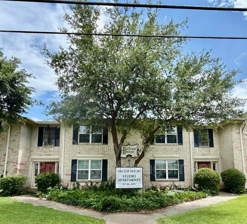 Dallas Apartment: 10450 E. Northwest Highway