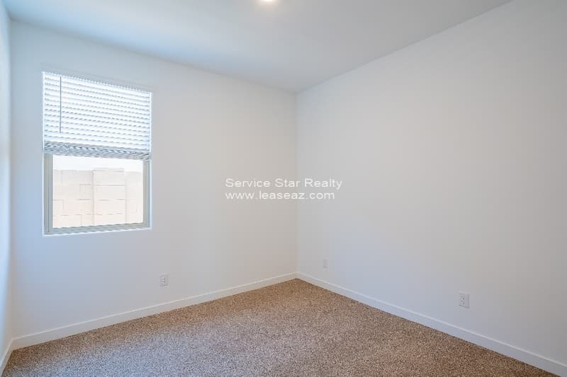 Phoenix House: 9348 W Glenrosa Ave