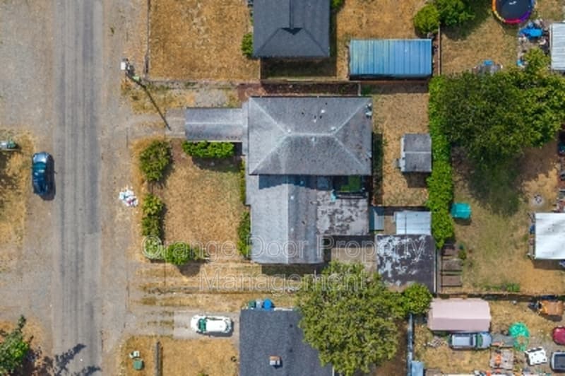 Tacoma Condo: 1613 Wheeler Street South