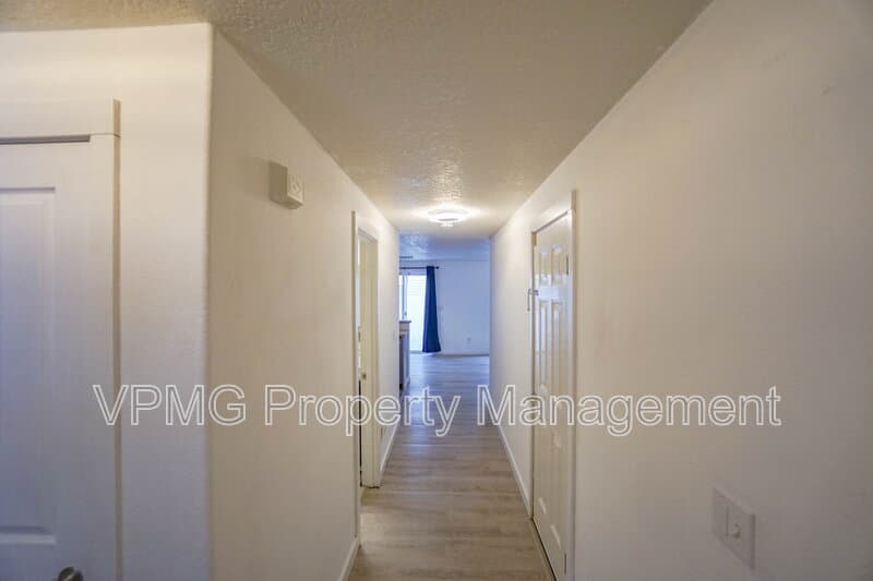 Vancouver Townhome: 7808 NE 60th St
