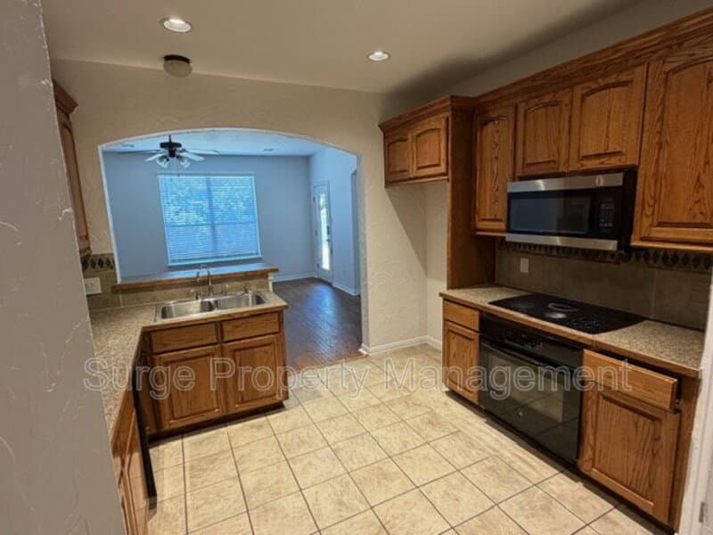 Saginaw House: 500 Leatherman Drive