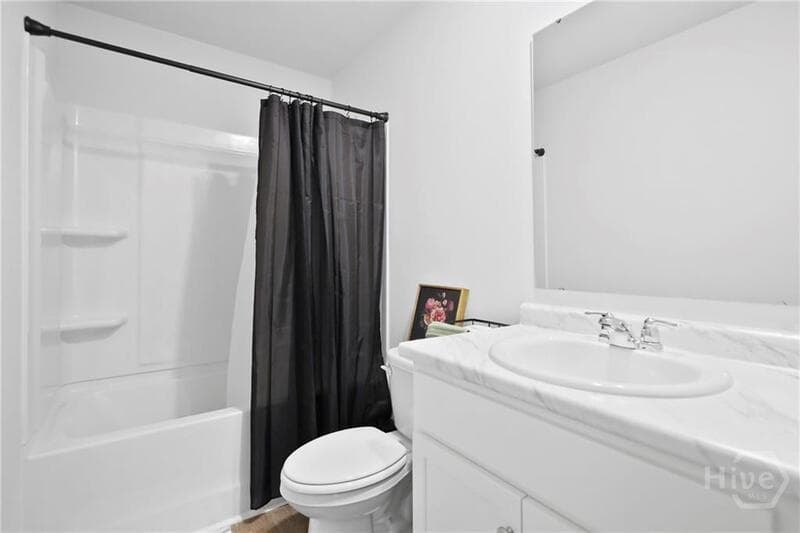 Hinesville House: 25 Hazy Lane