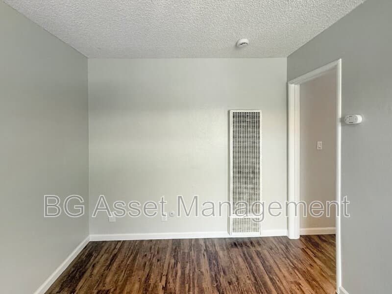 Sacramento Condo: 1928 Ethan Way