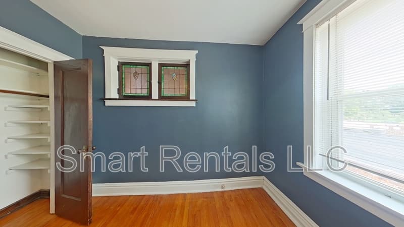 St. Louis Condo: 1004 Tamm Avenue - 1N