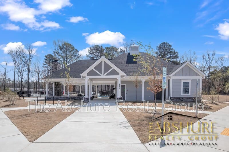 Raleigh House: 3512 Arctic Brook Street
