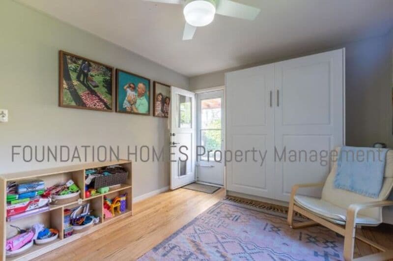 Greenbrae House: 36 Bretano Way