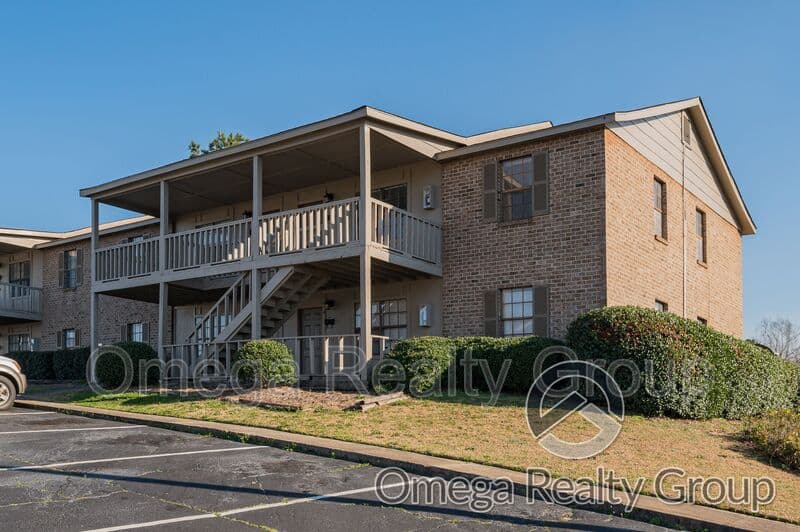 Phenix City Apartment: 901 25th Ave