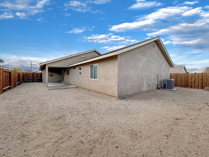 Ridgecrest House: 1320 South McCall Street