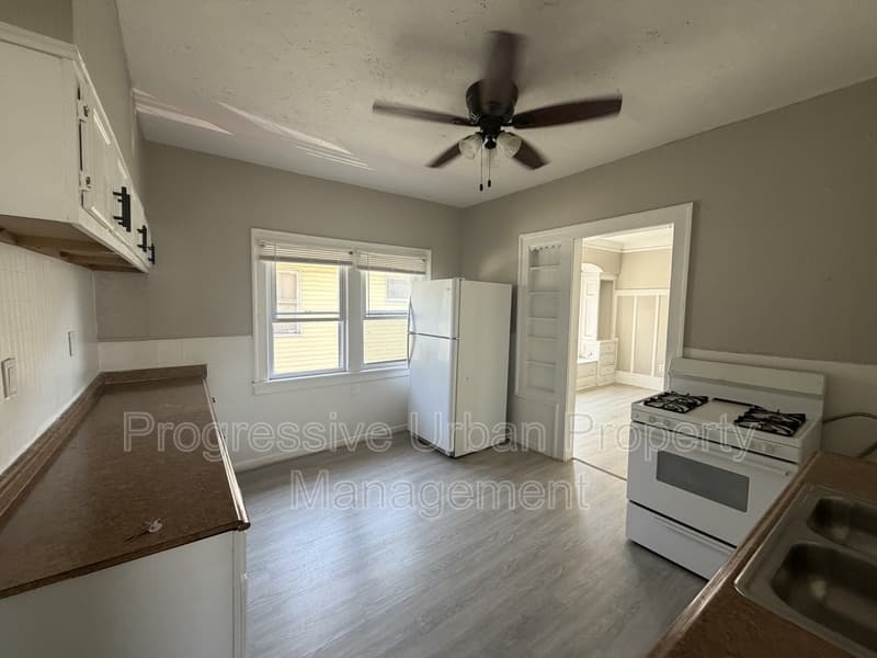 Cleveland Condo: 3349 East 125th Street - Upstairs